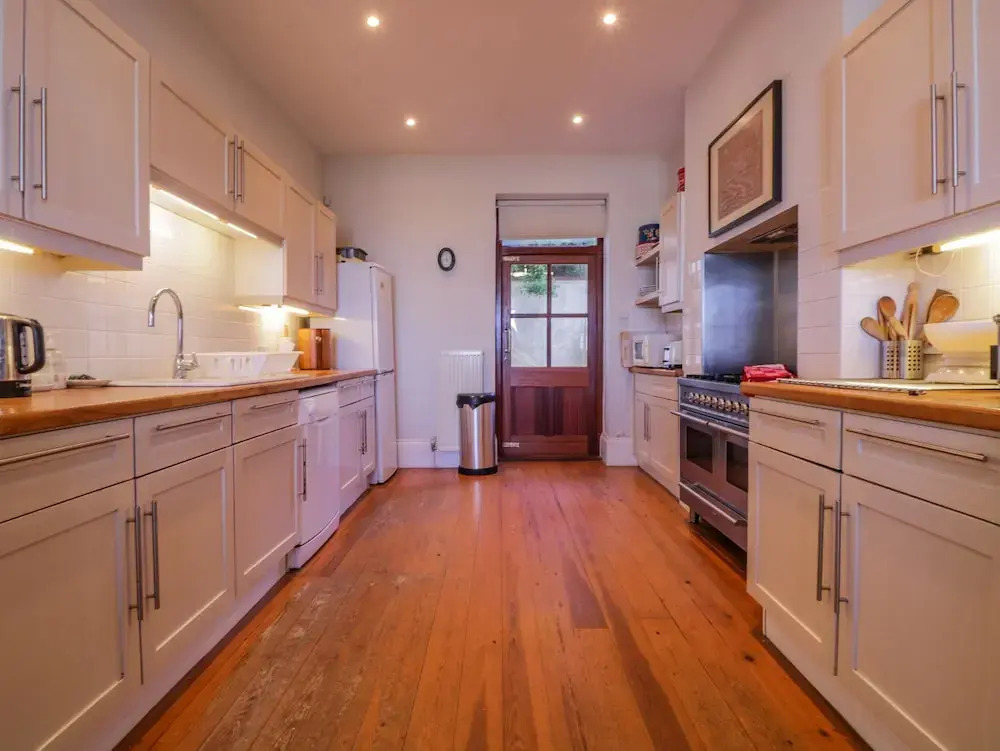 6 Gloster Terrace