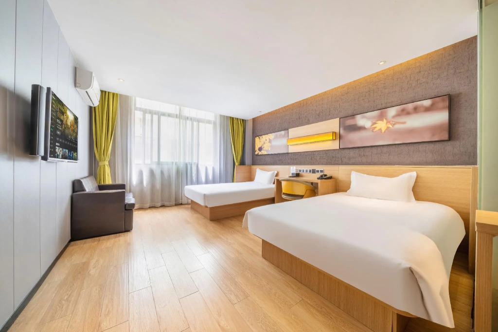 IU Hotel Shanghai Minhang Jiaotong University Dongchuan Road Subway Station Branch