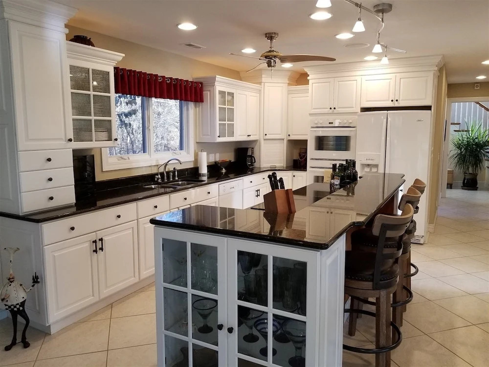Bella Lago House