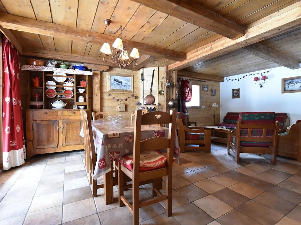 Lake View Chalet in Tignes near Ski Area
