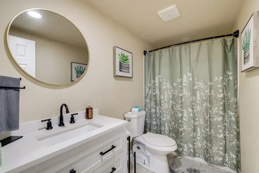 2 Mi to Gulf! Pet-friendly Home in New Port Richey