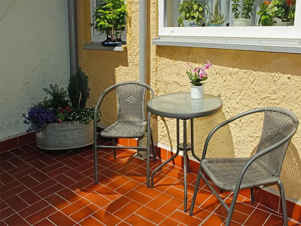Ferienwohnung Im Damm - private ruhige Terrasse, Parkplatz