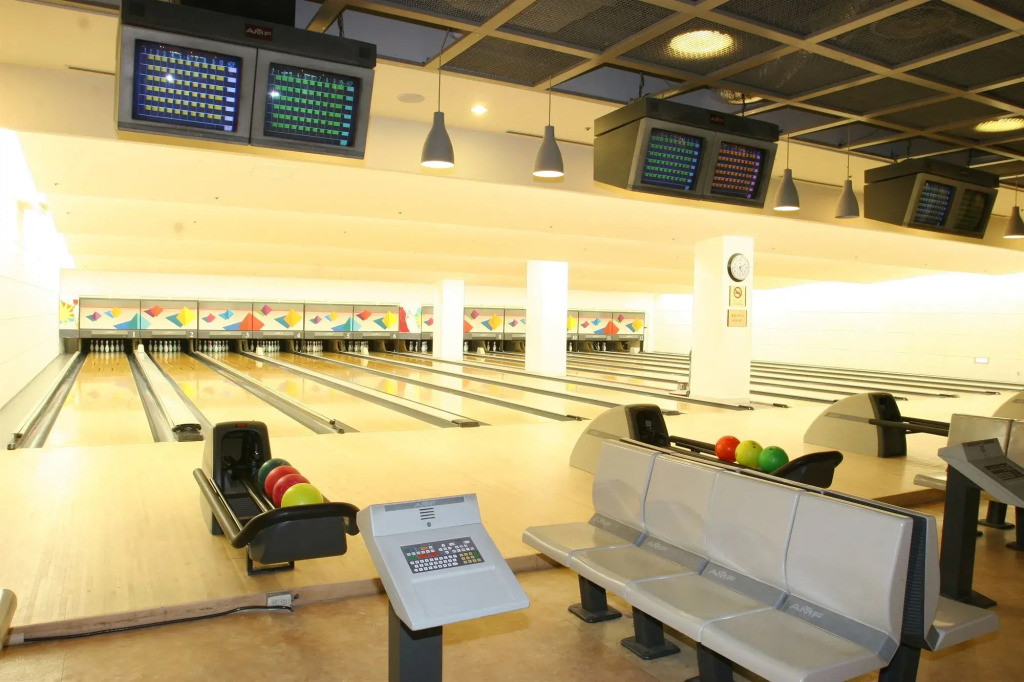 Phoenix Park Resort, Hotel & Condominium