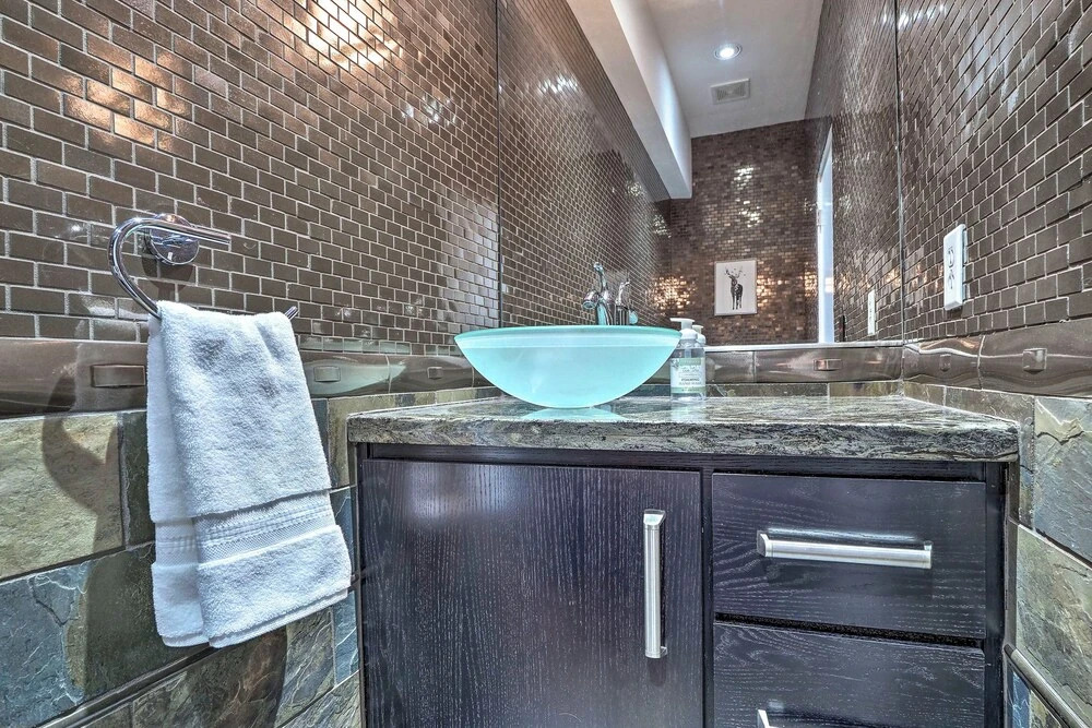 Luxe Brian Head Escape w/ Hot Tub & Mtn Views