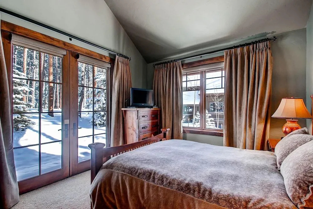 Rustic Timber Lodge