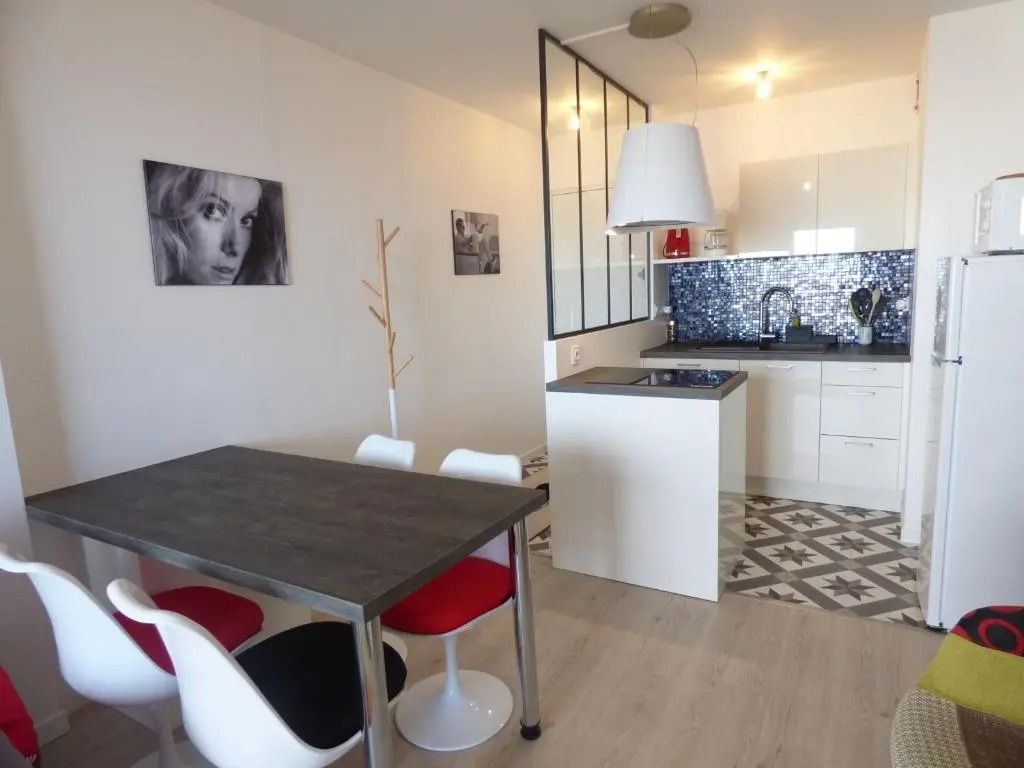 Appartement Saint-Gilles-Croix-de-Vie, 2 pièces, 4 personnes - FR-1-428-94
