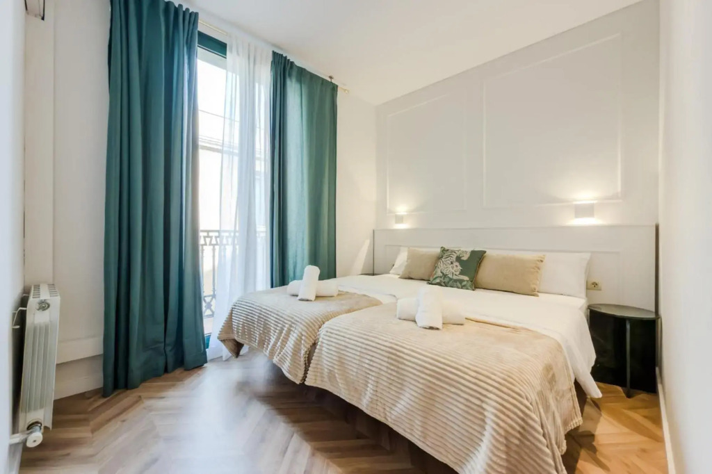 Four Petals Barcelona Boutique Apartments