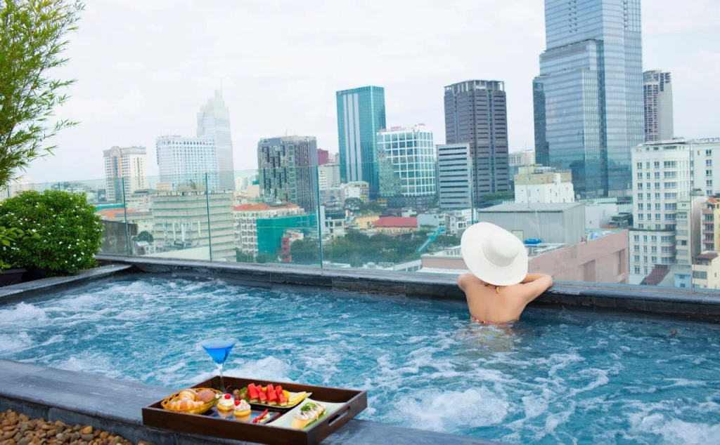 Cochin Zen Hotel