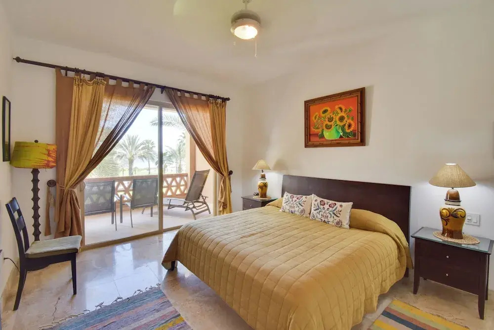 Gulf-View Condo: Private Patio, Pool & Golf