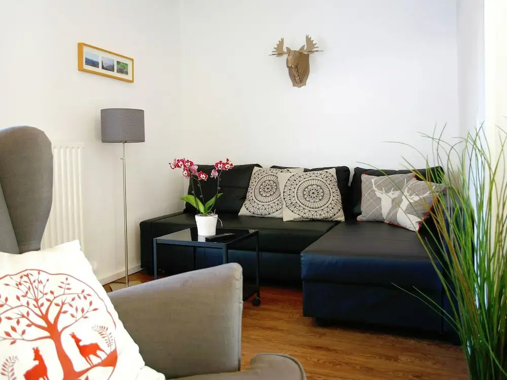 Holiday Home in a Quiet Location Directly Above the "Postwiese" Skiing Area in Neuastenberg