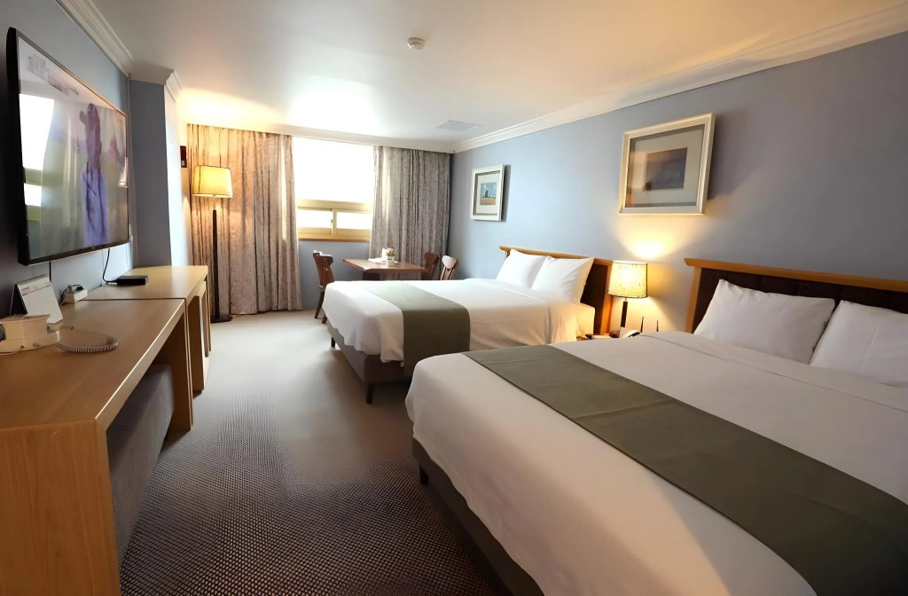 Prime Tourist Hotel
