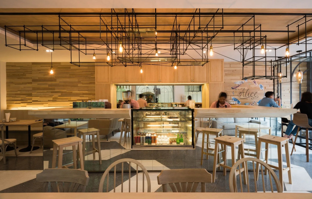Issara by D Hostel