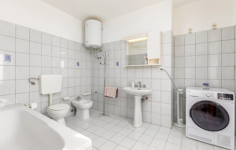 Awesome Home in Vodnjan With Wifi and 2 Bedrooms