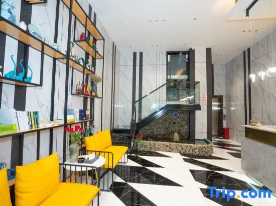 Zhaotong Meng Youth Jinquan Hotel