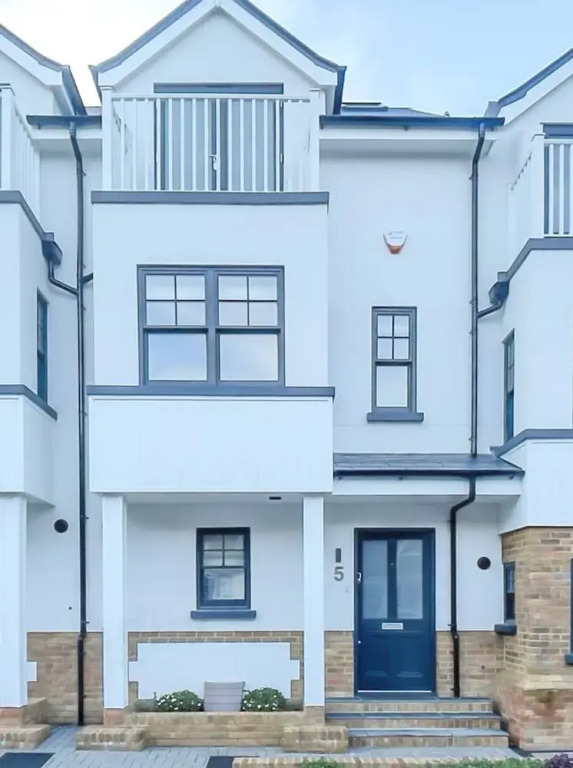 Stylish Westgate-on-sea Haven Near Beach By Adliv