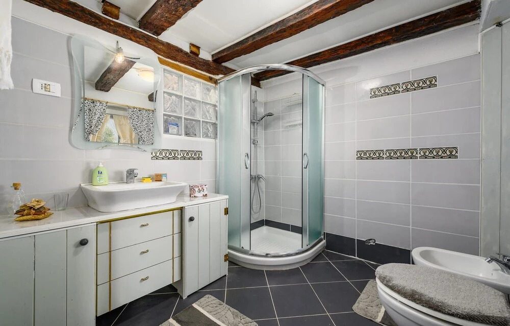 Beautiful Home in Vizinada With Wifi and 2 Bedrooms