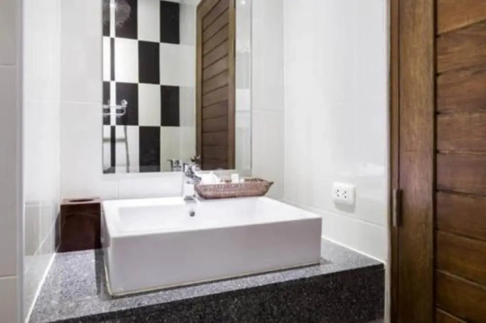 Buk Inn Hotel SHA Plus