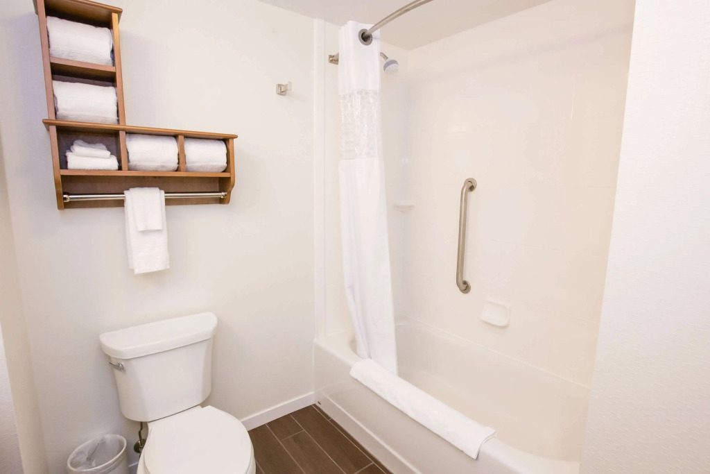 Hampton Inn & Suites - Pittsburgh/Harmarville, PA