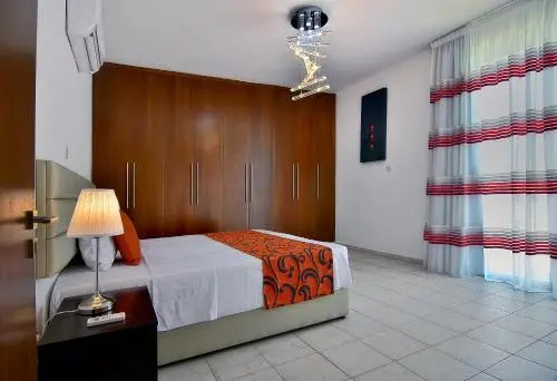 Oniros 2 Villa