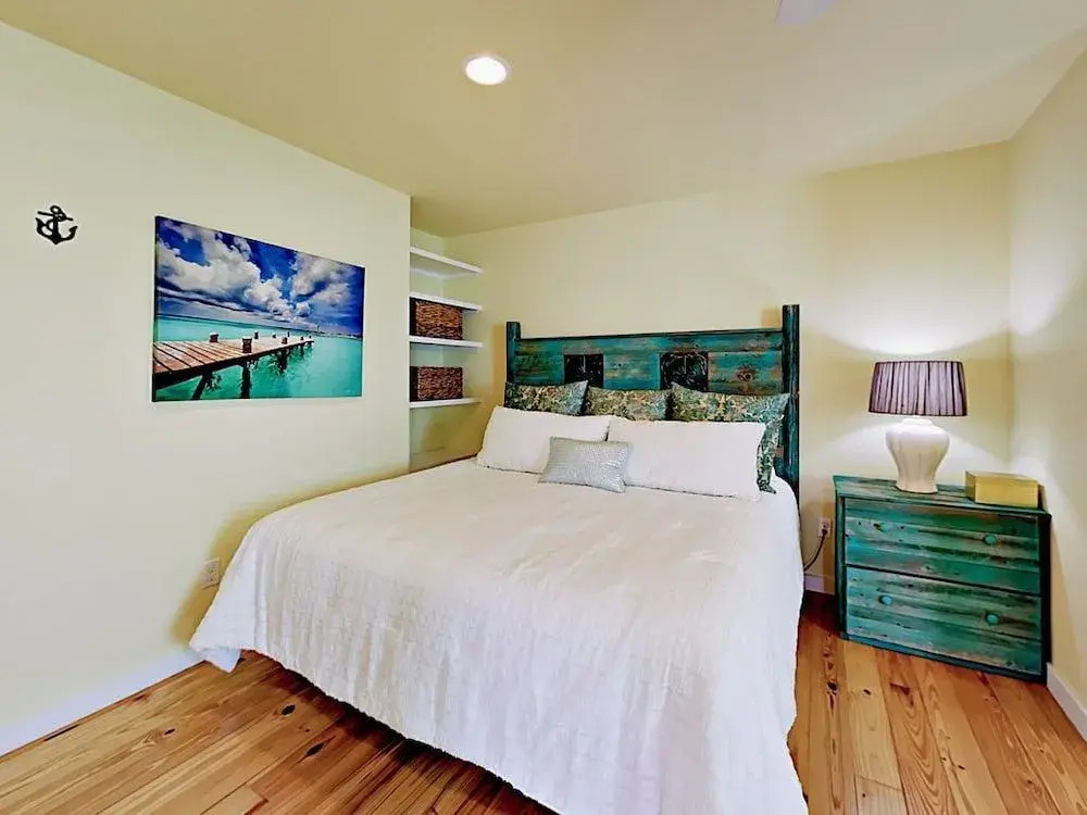 Popsicle's and Flip Flops VW8 4 Bedrooms 3.5 Bathrooms Home