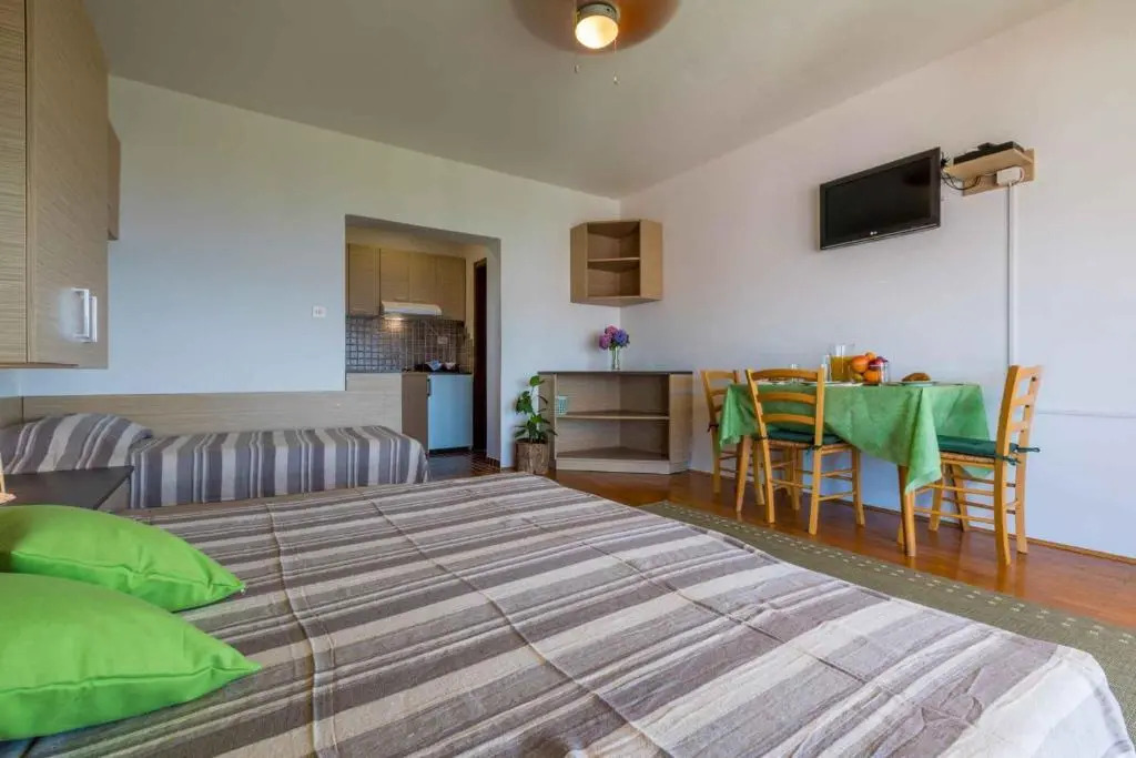 Apartments in Crikvenica 39516