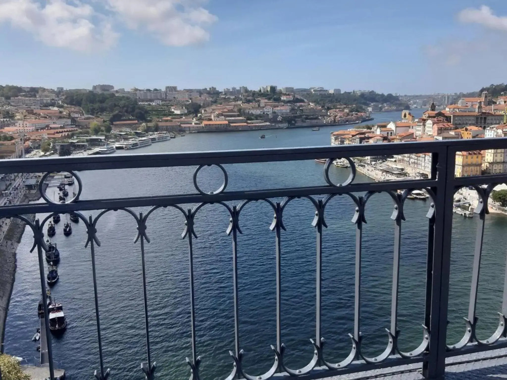 One bedroom appartement with wifi at Porto 3 km away from the beach