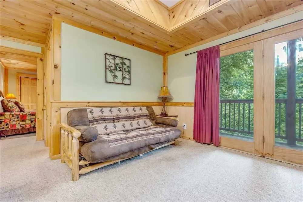 Gentle Bens Den 4 Bedroom Home