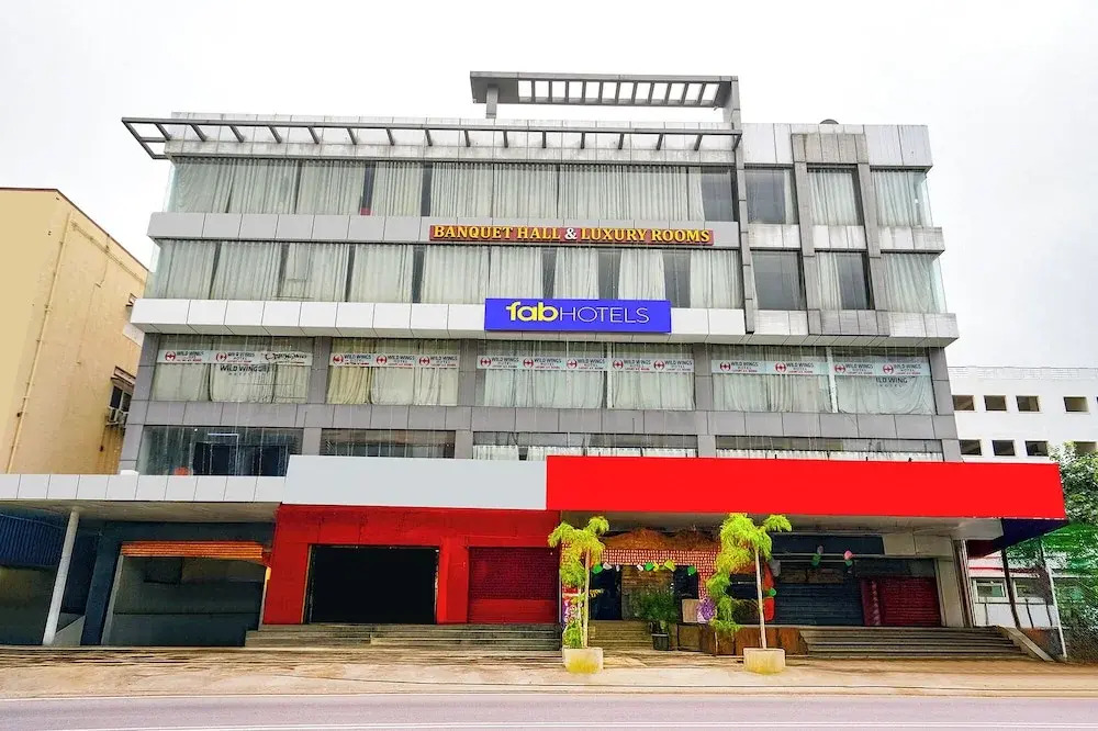 Wild Wings Hotel