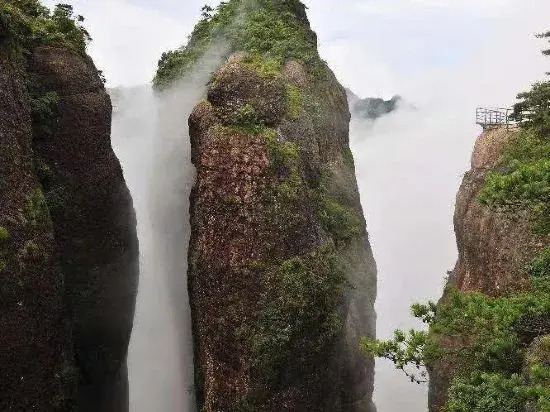 House In Cloud