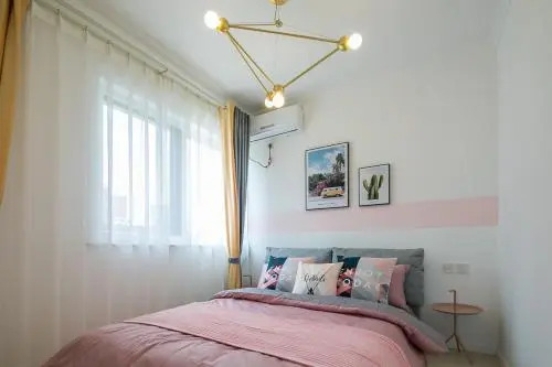 Xi'an Beilin·Small Goose Tower· Locals Apartment 00152240