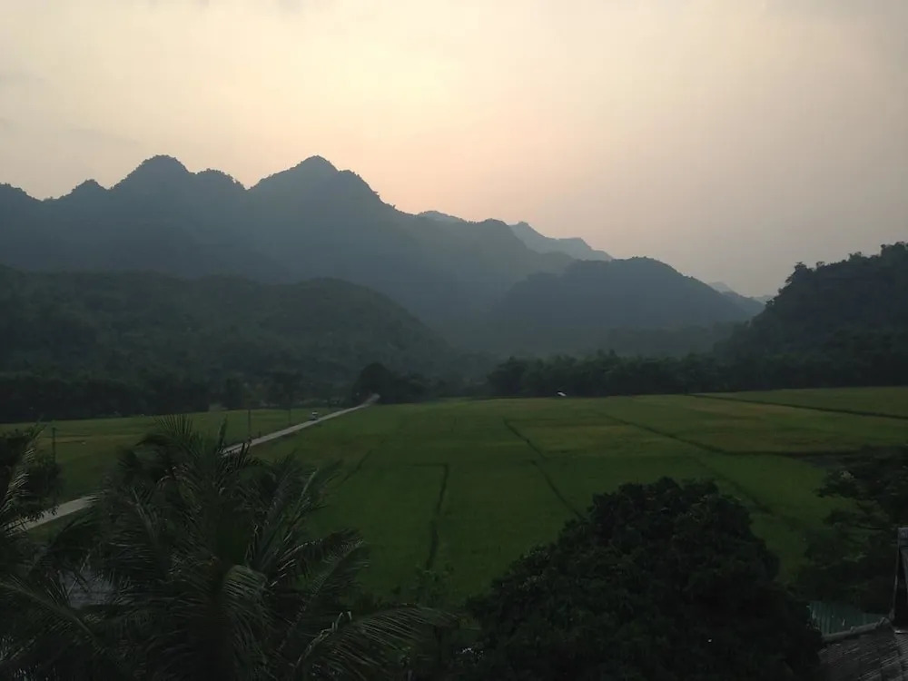 Mai Chau Hotel Homestay 24 Hostel