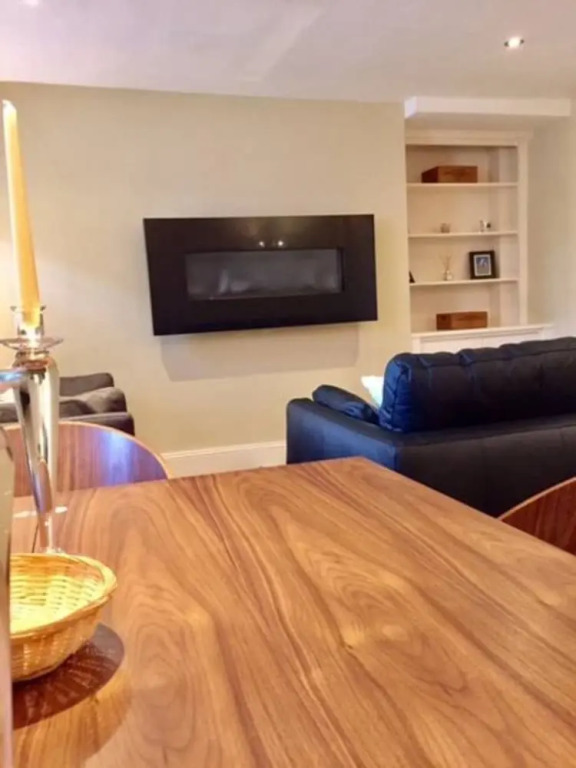 Wimbledon 2 Bedroom Apartment