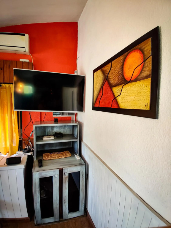 UNICA Casa Centro frente al lago, pileta climatizada, 4 dorm, 3 baños, 3 autos, aire