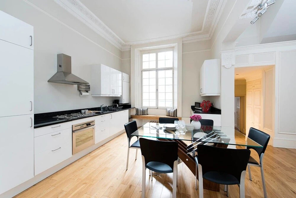 Modern, Spacious Luxury 1BR in Central London