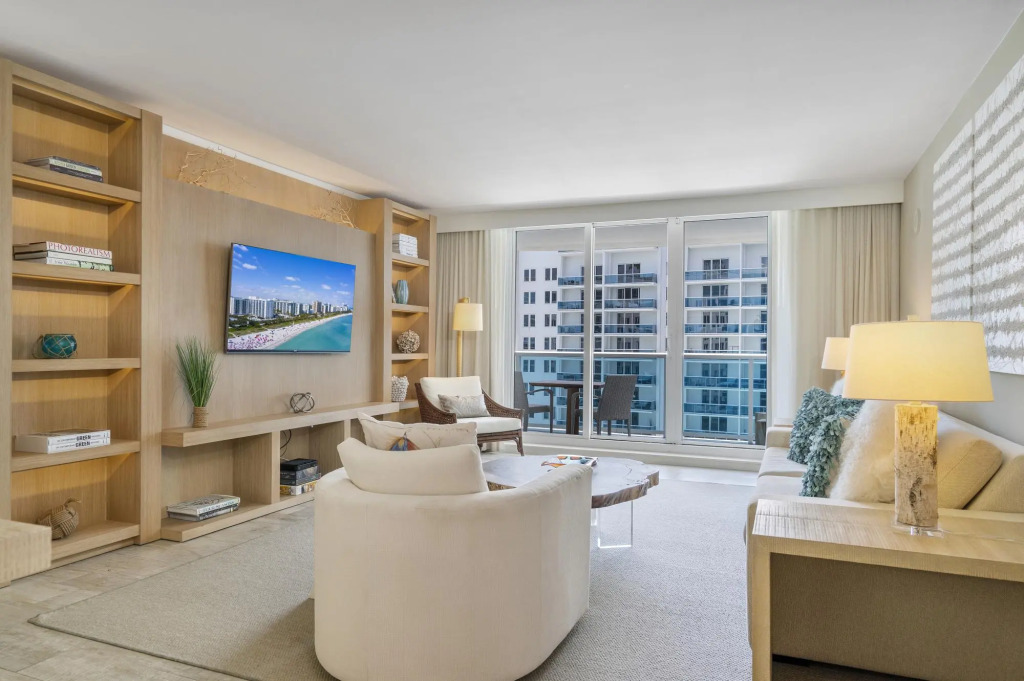 Seaside Dreams 1 1 Ocean View Condo 1202