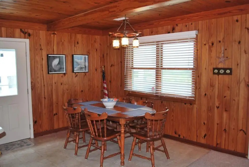 The Lee Cottage 3 Bedroom Home by RedAwning