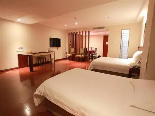 Greentree Inn Liyang East Nanhuan Road High Speed