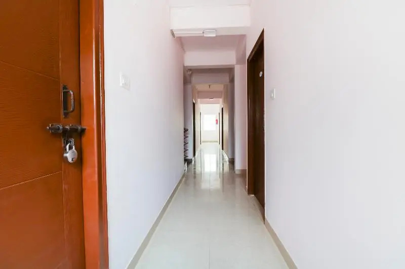 OYO 70859 Pallavi Nilayam