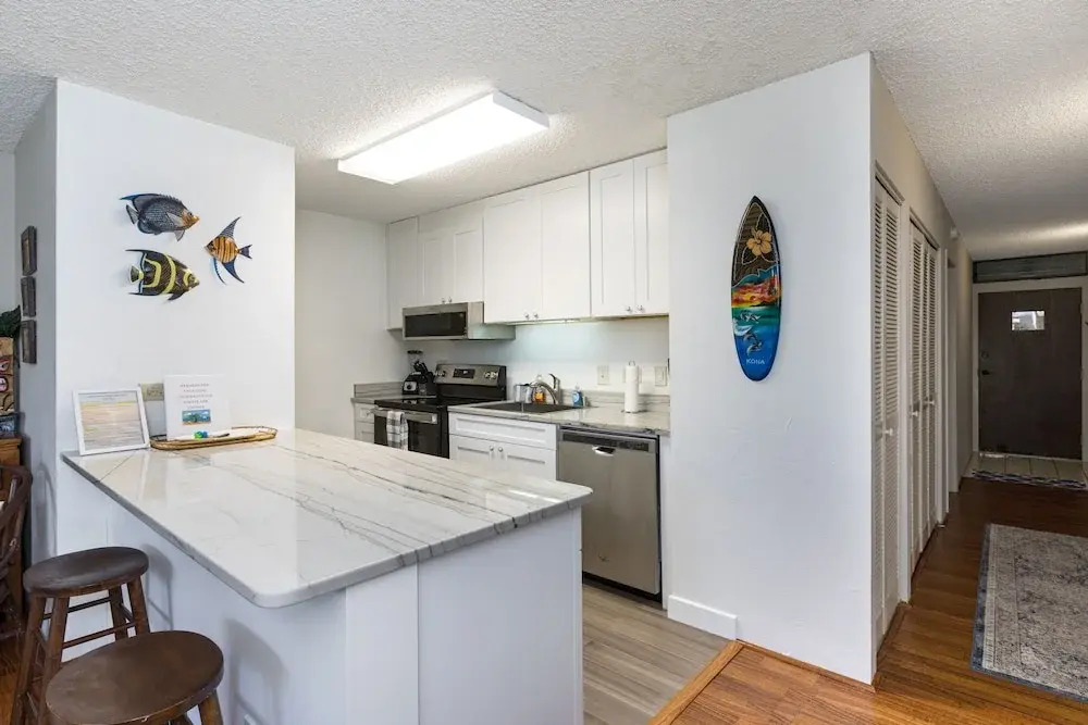 Kalanikai 110 1 Bedroom Condo