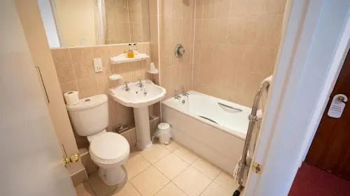 The Emmbrook Inn Hotel