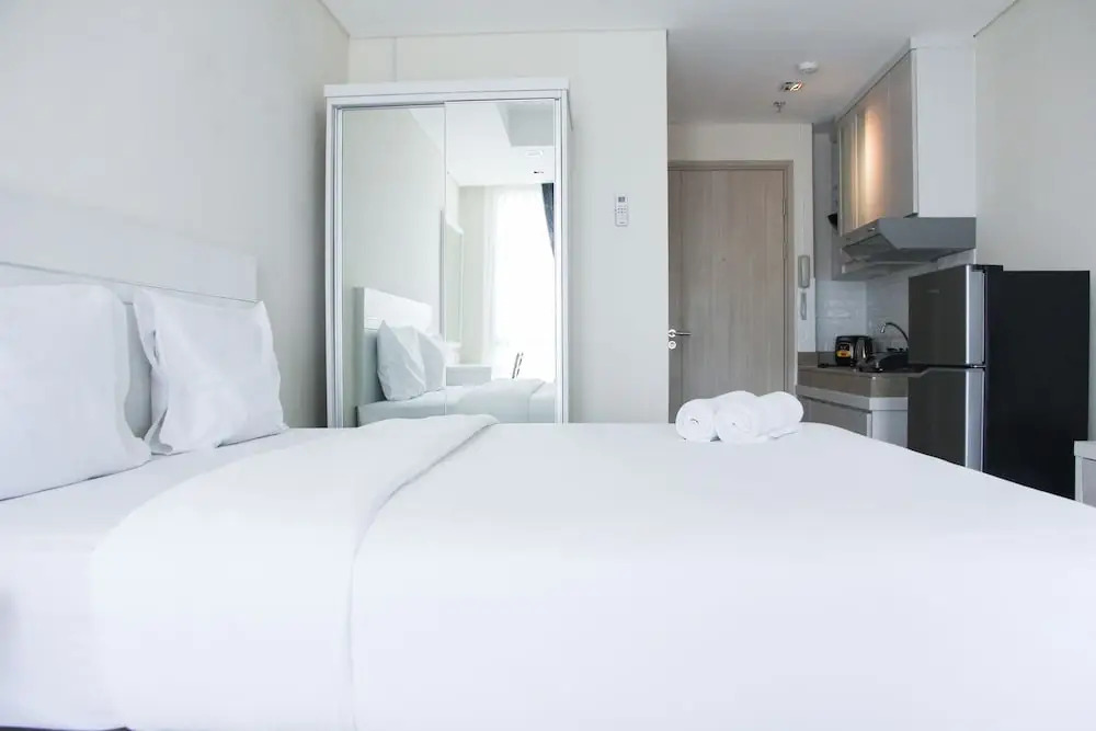 Central Jakarta Minimalist Studio Apartment at Elpis Residence