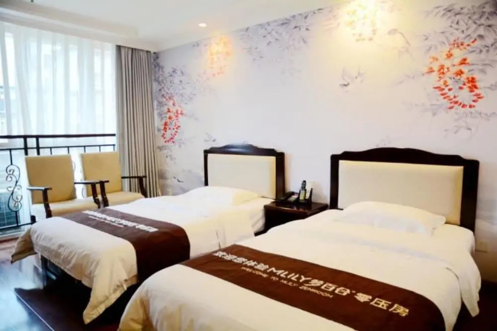 Tianfu Lidu Business Hotel