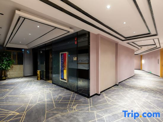 ShangPing xifeng Hotel