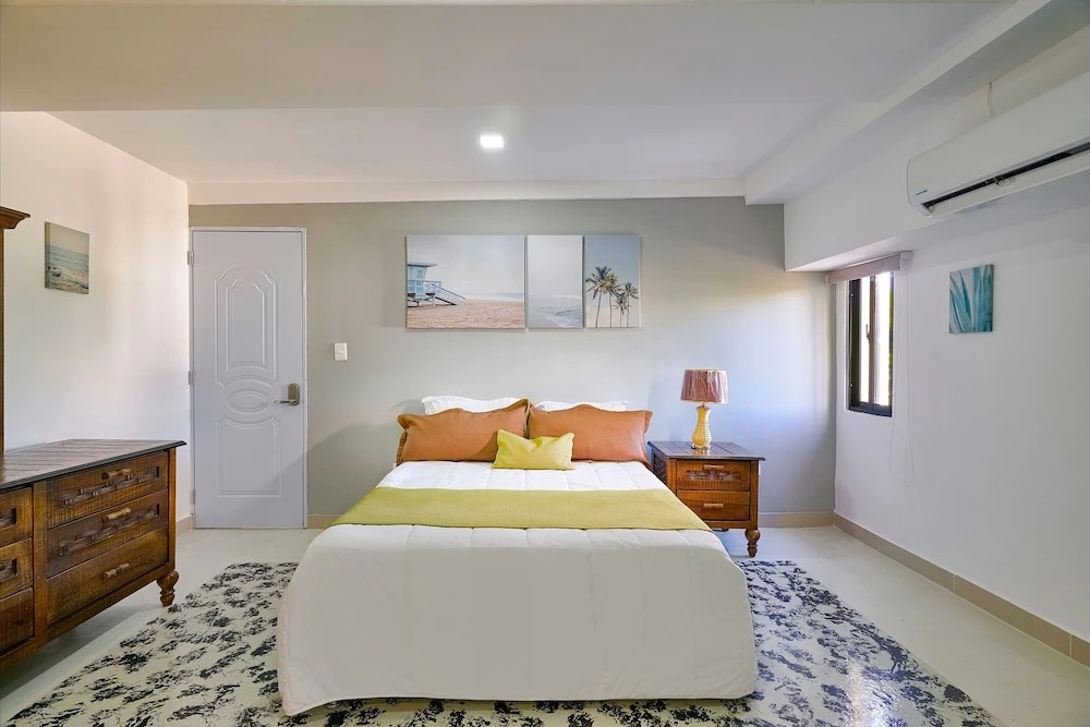 Malecon Premium Rooms & Hotel