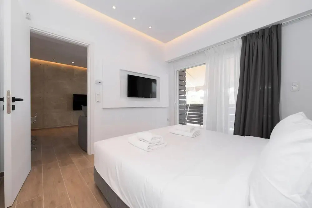 Stylish 1-Bedroom in the center, 4mins walk to Syntagma Square
