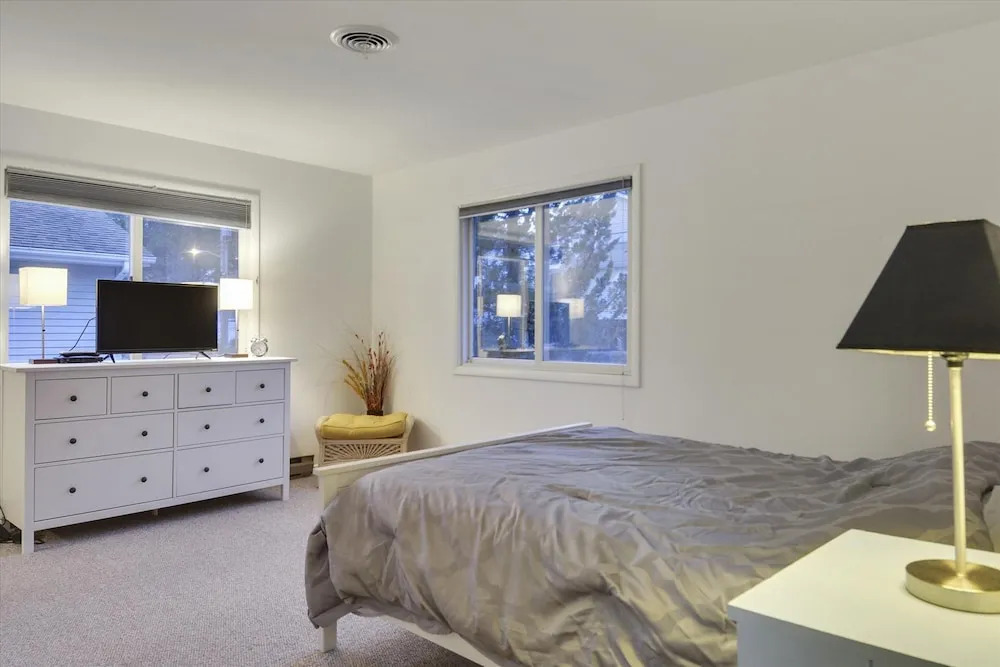 Just Beachy 644 Tingle Ave by Long & Foster