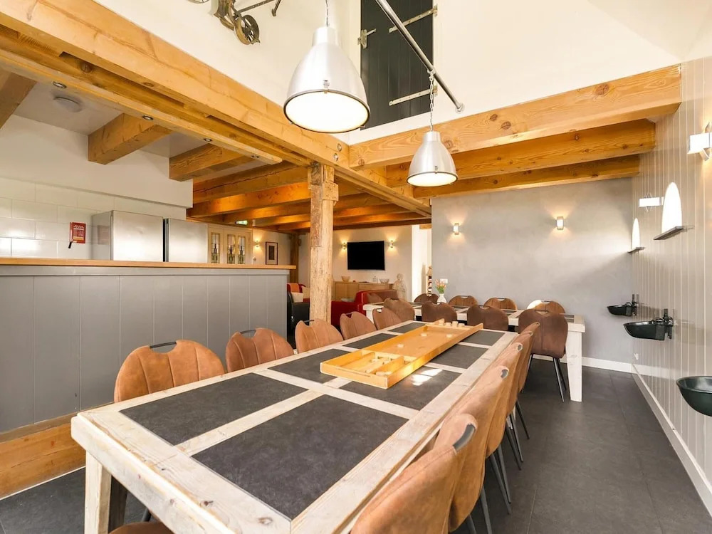 Fantastic Farmhouse for 22 in Callantsoog