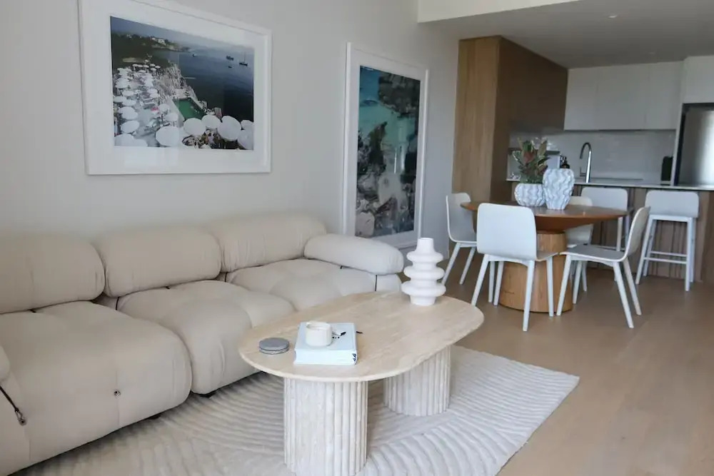 Luxury Palm Beach 1 BDR in The Village