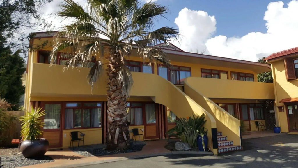 Apartments Paradiso