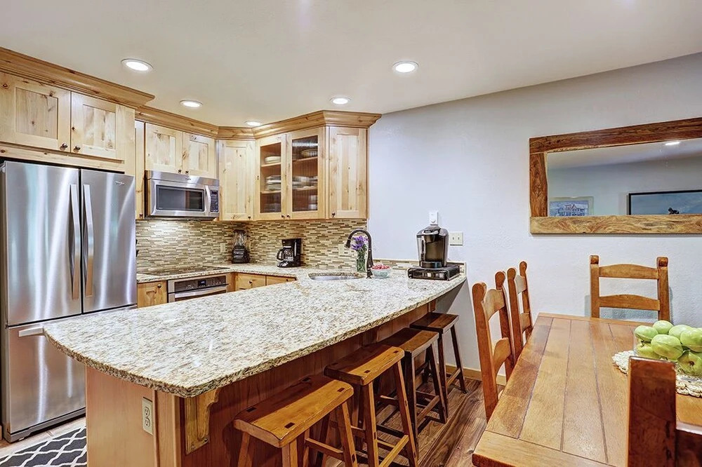 Pinemark Townhomes #11 3 Bedrooms 3 Bathrooms Townhouse